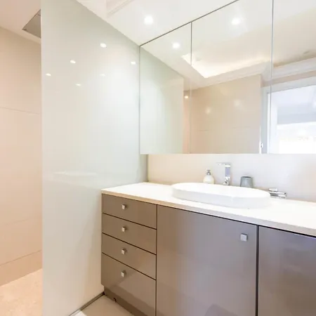 Duplex With Rooftop And Sea View Palm Κάννες